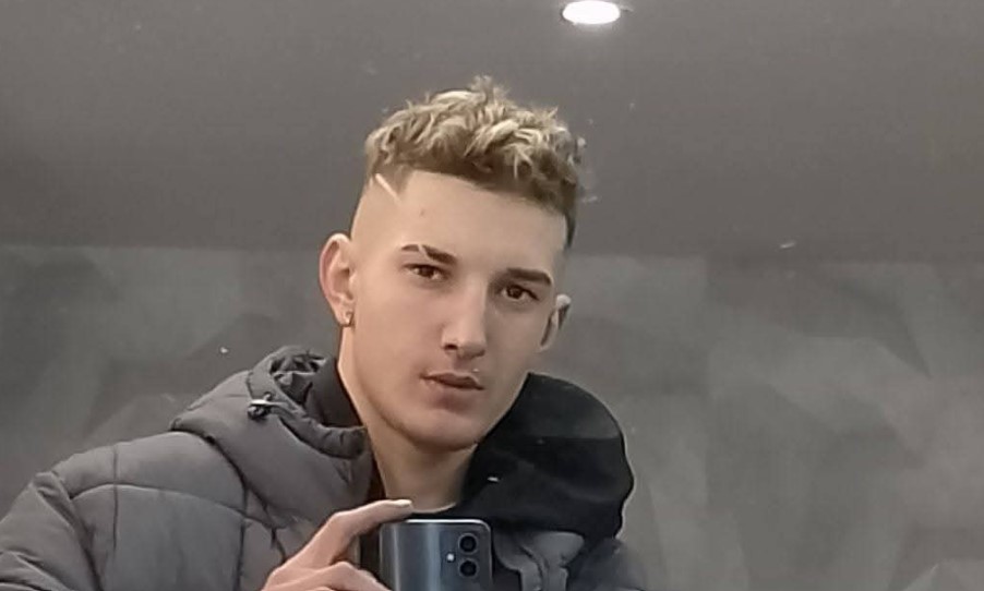 L-ați văzut? Un băiat de 17 ani din Iași a dispărut! Persoanele care dețin informații sunt rugate să sune la 112 – UPDATE: A fost găsit!