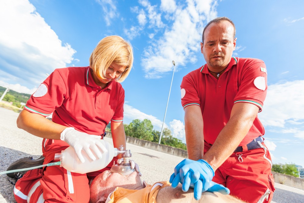Ce este resuscitarea cardio-respiratorie și când trebuie efectuată. Cât de important este să intervii imediat