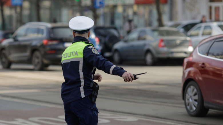 Poliția dezvăluie scuzele amuzante ale șoferilor amendați de Paște pentru viteză sau alcool: „Mi-a dat preotul pâine și vin”