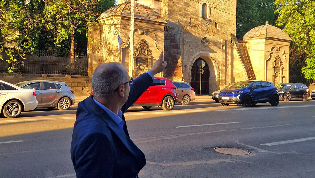 Deputatul AUR de Iași, prof. univ. dr. Silviu Gurlui, solicită protejarea și restaurarea Turnului cu Ceas de la Spitalul „Sf. Spiridon” Iași