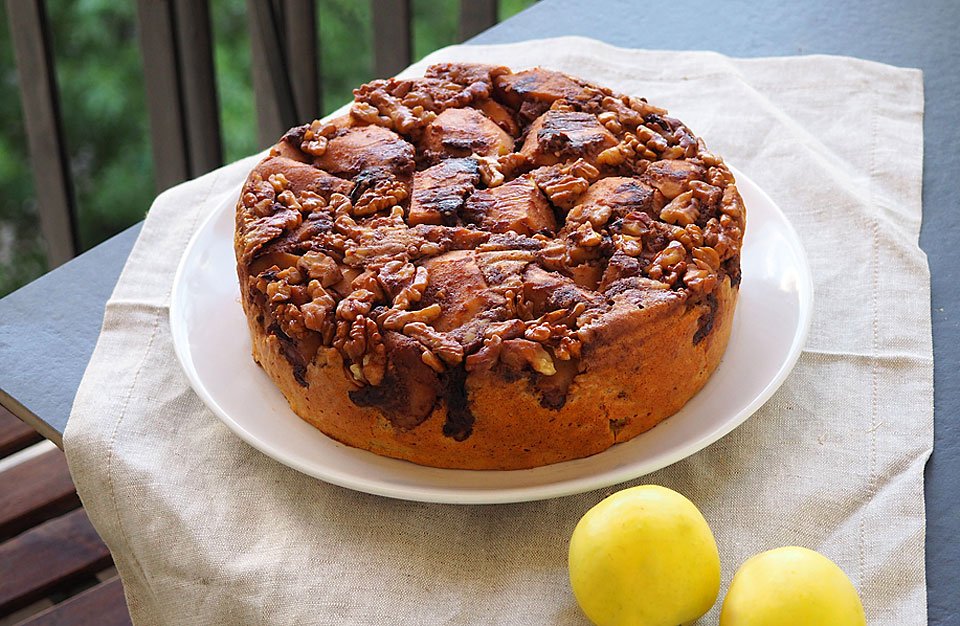 Tort de mere răsturnat – Rețetă delicioasă și simplă, ideală pentru orice ocazie