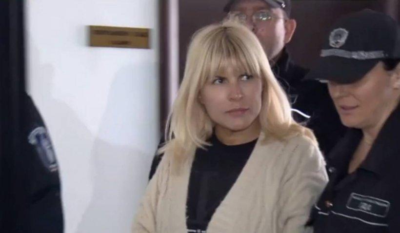 Elena Udrea rupe tăcerea din închisoare! Mărturisirea cutremurătoare care i-a lăsat pe toți fără cuvinte! Nici măcar Adrian Alexandrov nu a știut asta până acum: „Am trăit pe pielea mea”