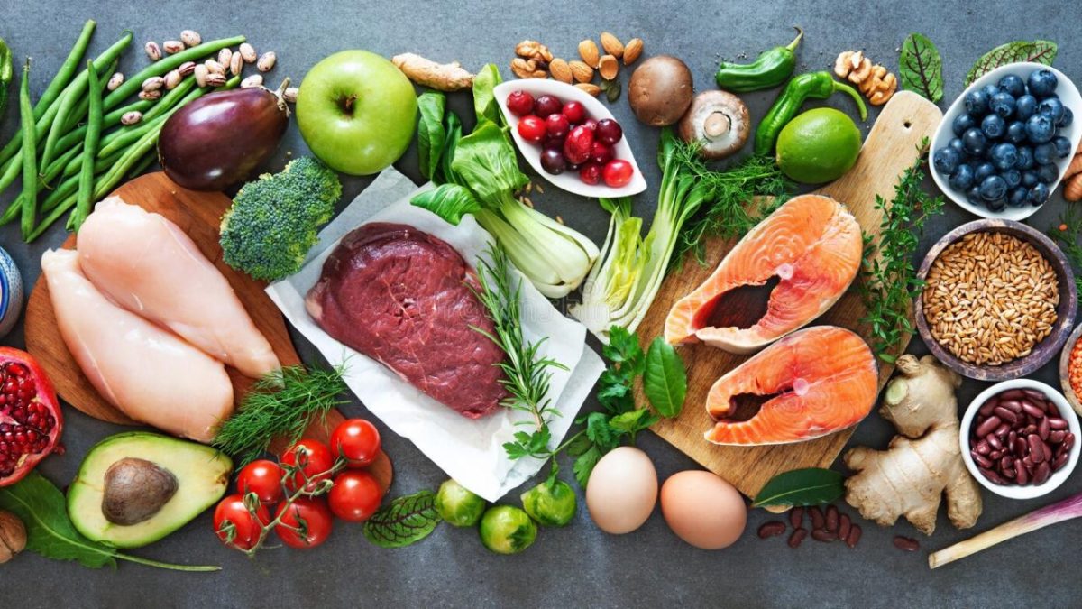 Vrei să ai o alimentație sănătoasă? Iată 10 reguli care te vor ajuta să ai o viață plină de energie și de sănătate