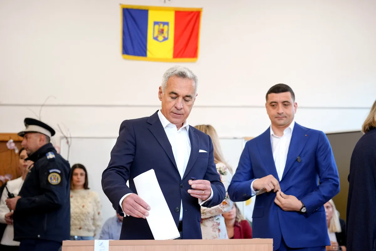 Simion, apeluri la proteste pașnice și mesaje de mobilizare. Are o ”chemare”
