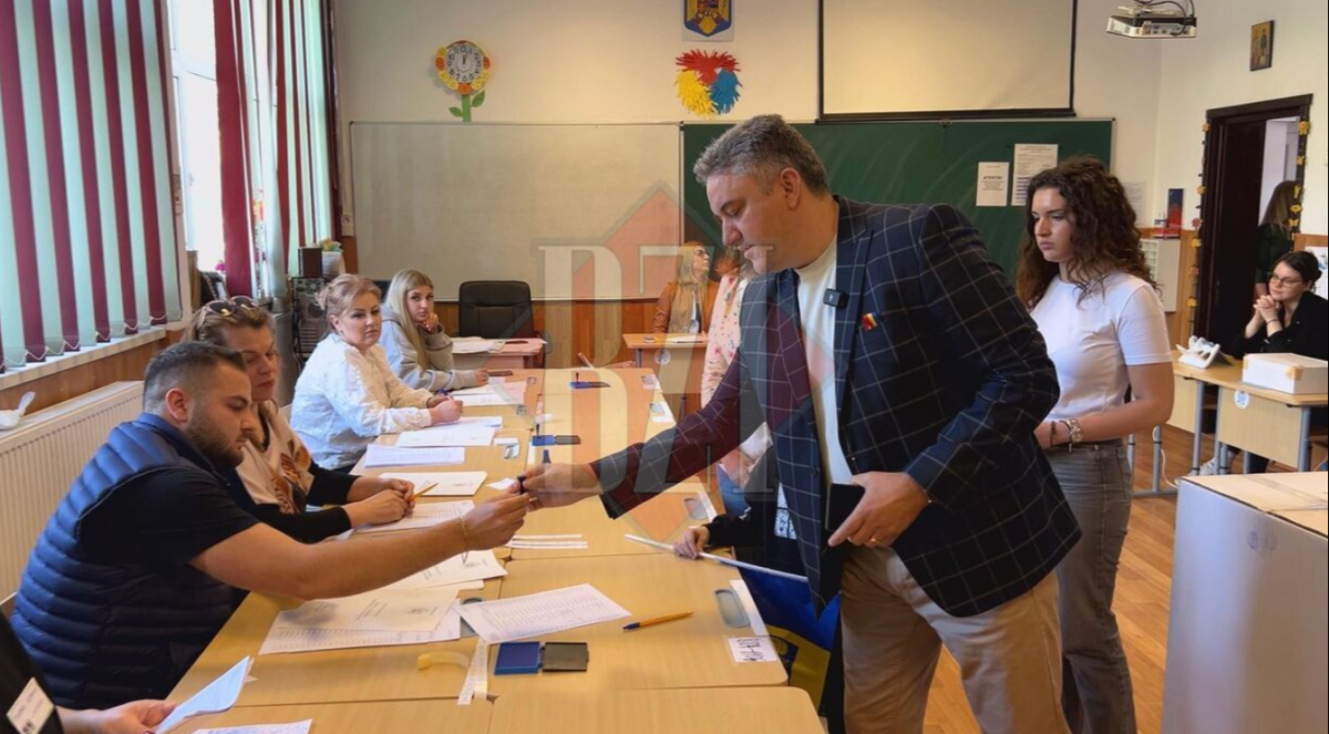 Deputatul AUR Marius Ostaficiuc a votat la alegerile prezidențiale