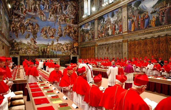 Vaticanul intră în carantină totală pentru a alege noul Papă. Cum se desfășoară cel mai secret vot din lume