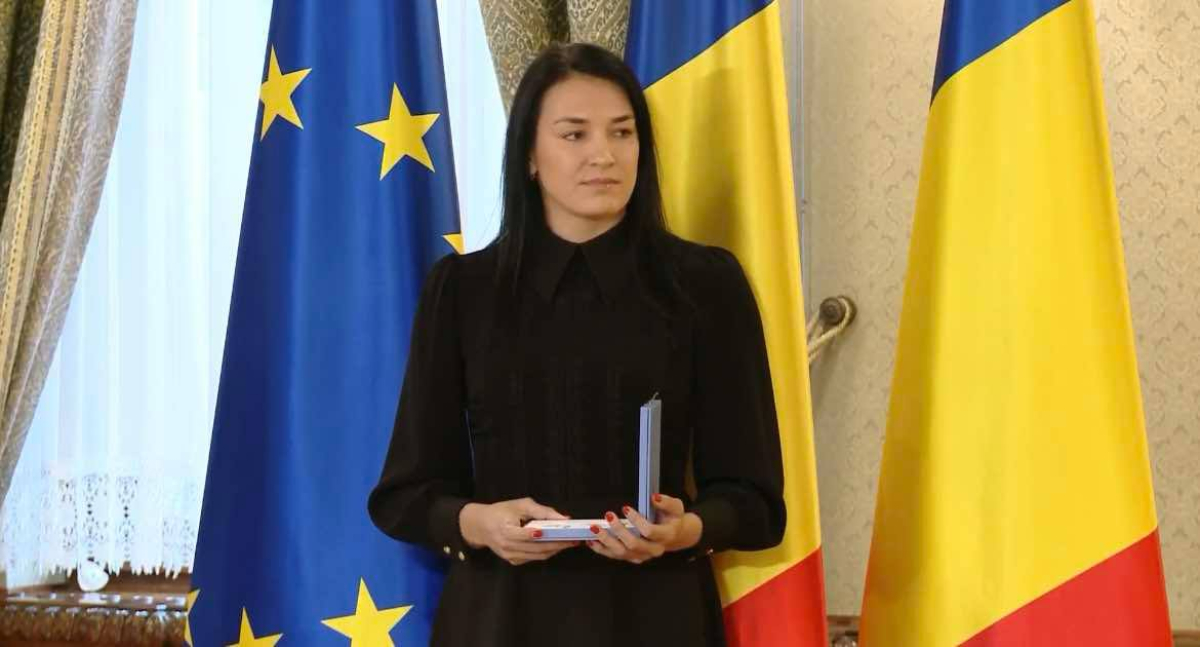 Cristina Neagu, decorată la Cotroceni- un simbol al performanței sportive, recunoscut de statul român