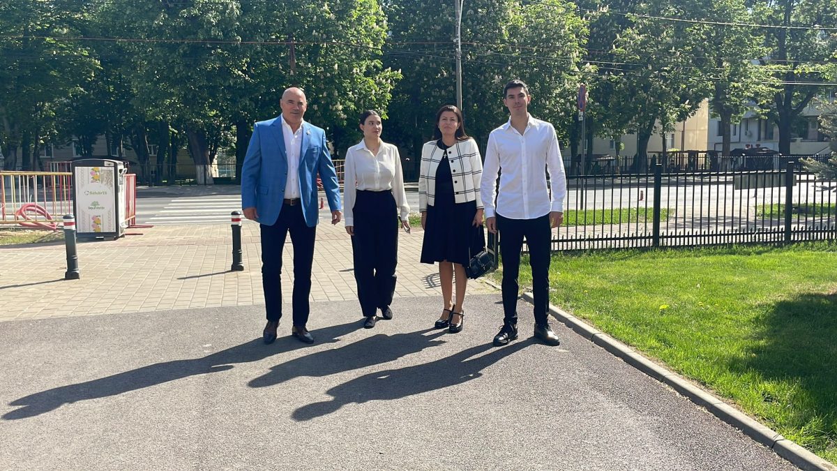 Vasile Pușcașu a ieșit la vot! LIVE VIDEO
