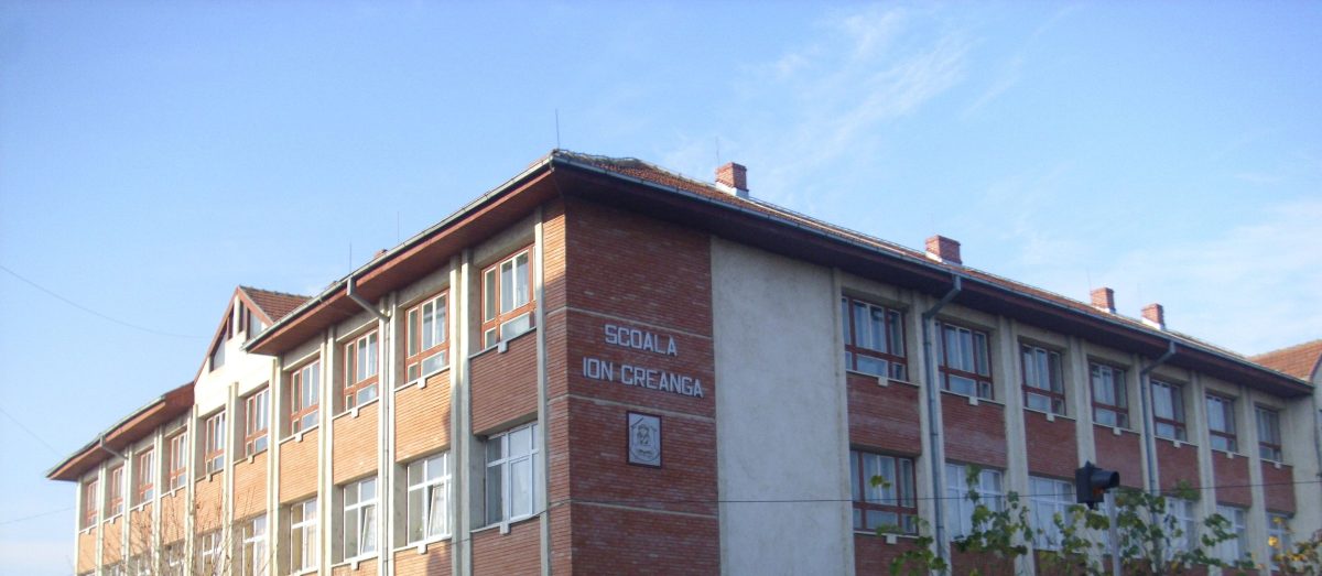 Două cadre ale Școlii Gimnaziale „Ion Creangă” din Târgu-Frumos s-au specializat în politici educaționale internaționale şi activități educaționale outdoor