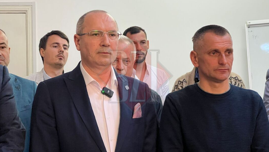 Primele rezultate ale exit-pollurilor au fost afișate. Cum au reacționat membrii AUR Iași