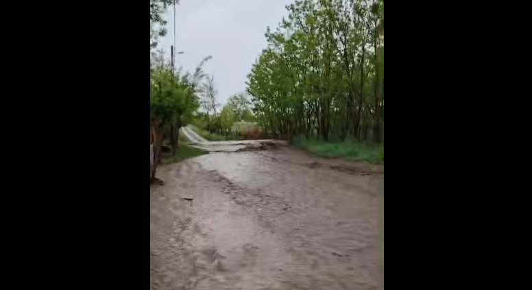România, sub ape. Ploi torențiale și vijelii puternice pe 22 mai