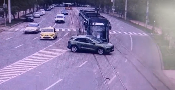 Momentul impactului accidentului din capăt CUG