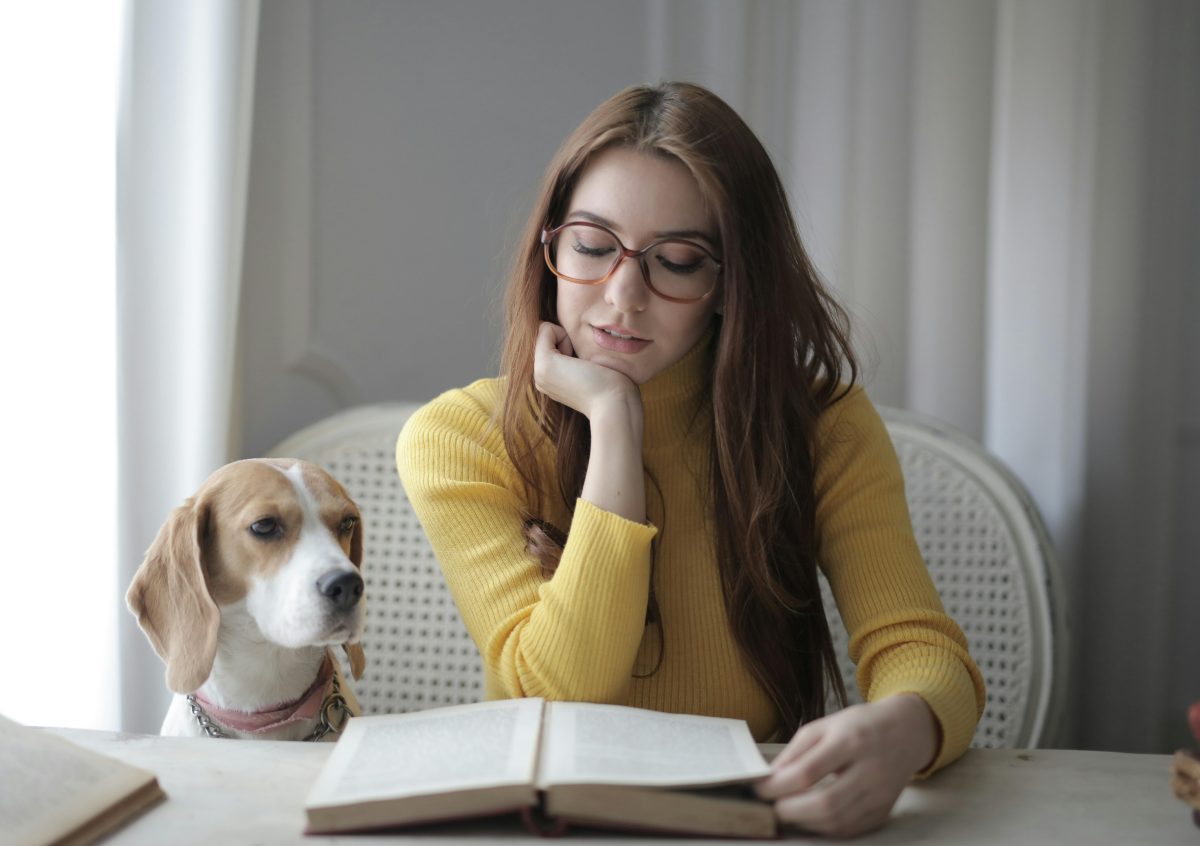 Top patru cei mai citiți autori contemporani