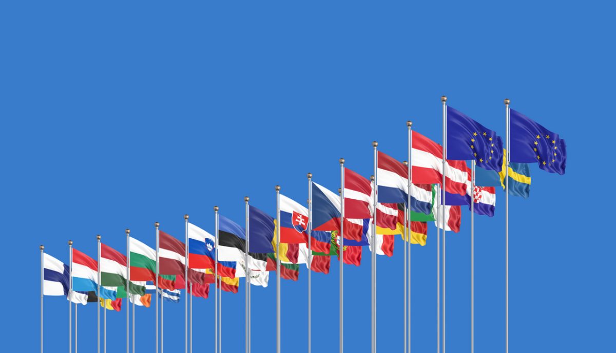 Oficialii europeni au încercat să dea dovadă de calm, după ce preşedintele SUA, Donald Trump, a ameninţat că va impune tarife vamale de 50%