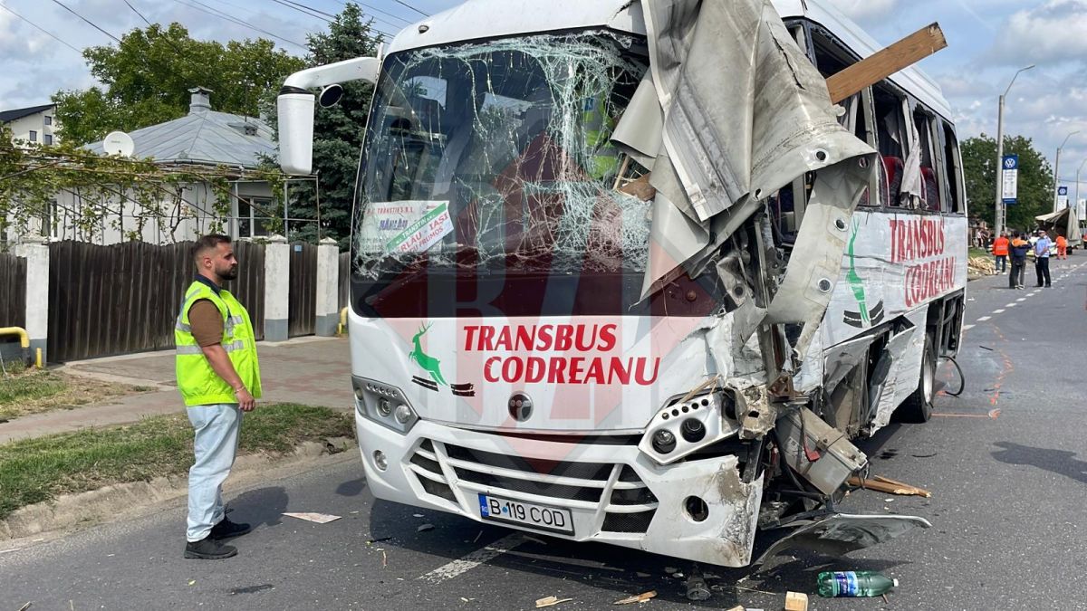 Accident rutier grav la Lețcani: 29 de persoane implicate în coliziunea dintre un autobuz, un TIR și o autoutilitară. Șapte victime, dintre care una cu amputație a brațului – UPDATE, LIVE VIDEO