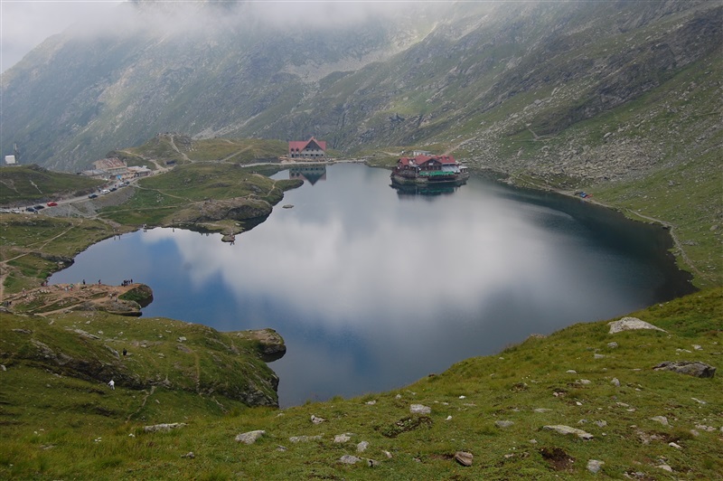 Record de frig la Bâlea Lac! Cea mai rece noapte de 12 mai din ultimii 46 de ani și ninsorile târzii blochează Transfăgărășanul