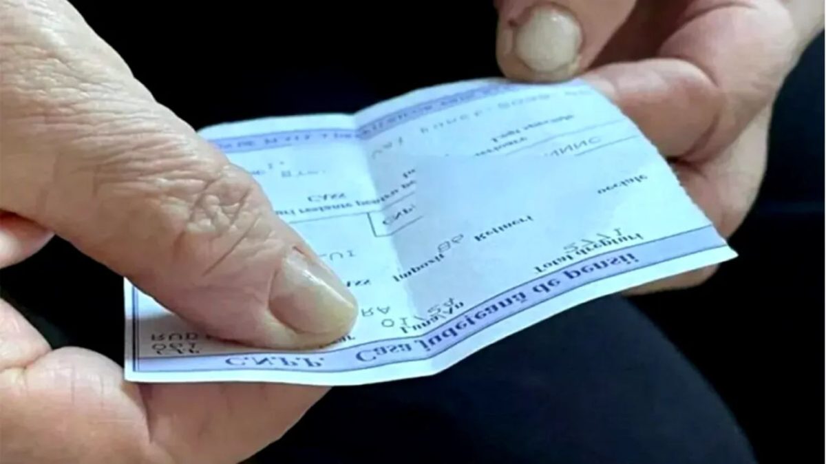 Câți bani pierd lunar pensionarii după noua decizie a lui Bolojan? Sumele sunt incredibile