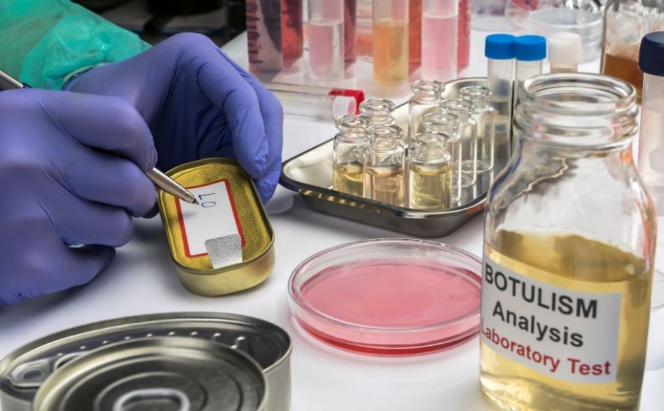 Care sunt primele semne de botulism? Iată simptomele care necesită măsuri urgente!