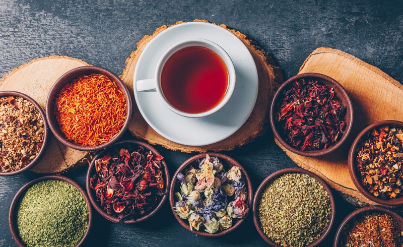 Ce ceaiuri sunt potrivite pentru glandele suprarenale? Iată cum poți avea echilibru hormonal cu remedii naturale