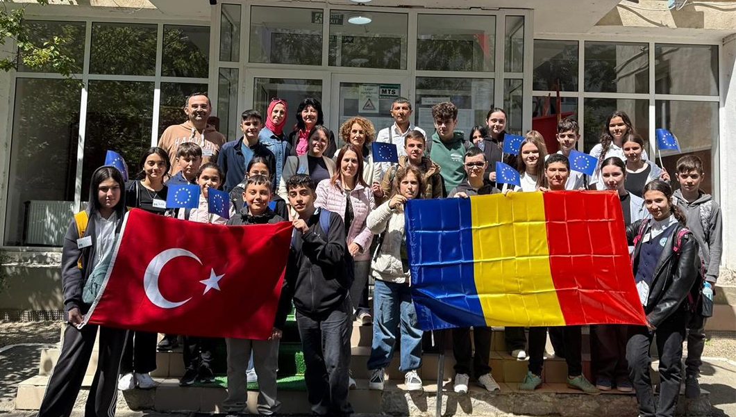 Şcoala Gimnazială „George Coşbuc” din Iaşi, gazdă pentru elevi şi profesori de la patru şcoli din Turcia, din provincia Balıkesir