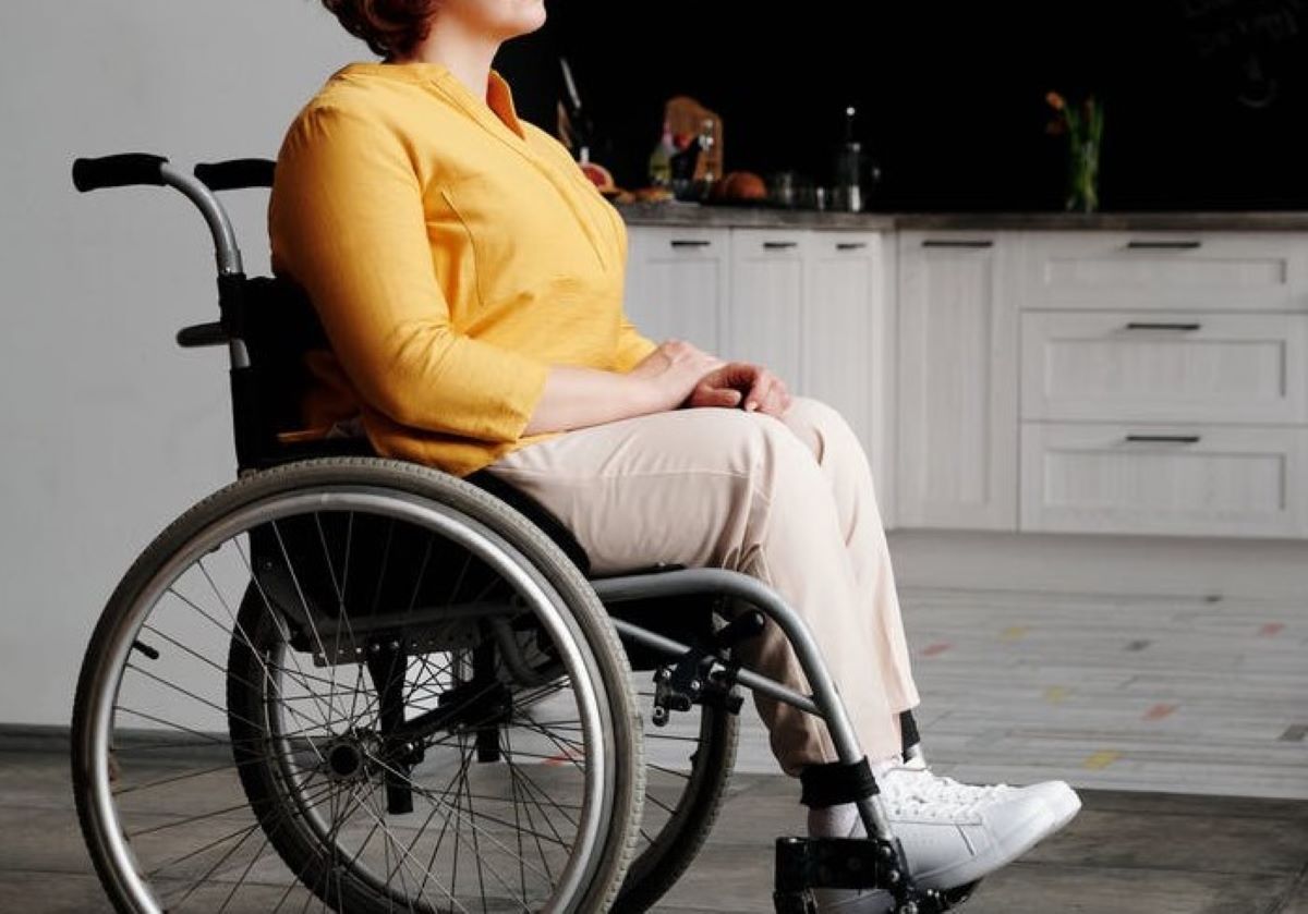 Cine are dreptul la pensie de handicap gradul 1 fără însoțitor? Iată ce prevede legea!