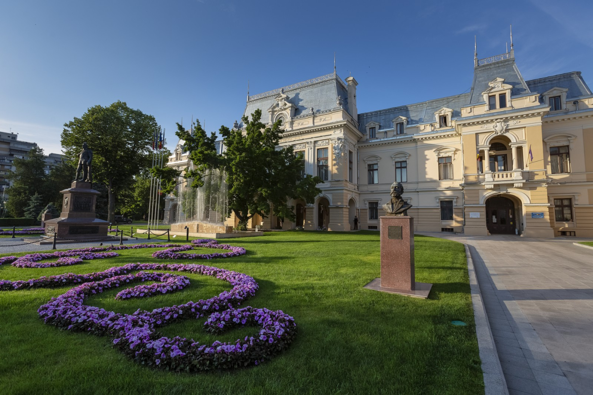 Primăria scoate la vânzare mai multe terenuri, în Iași! Un dezvoltator imobiliar a pus ochii pe unul de 214 mp din centrul orașului