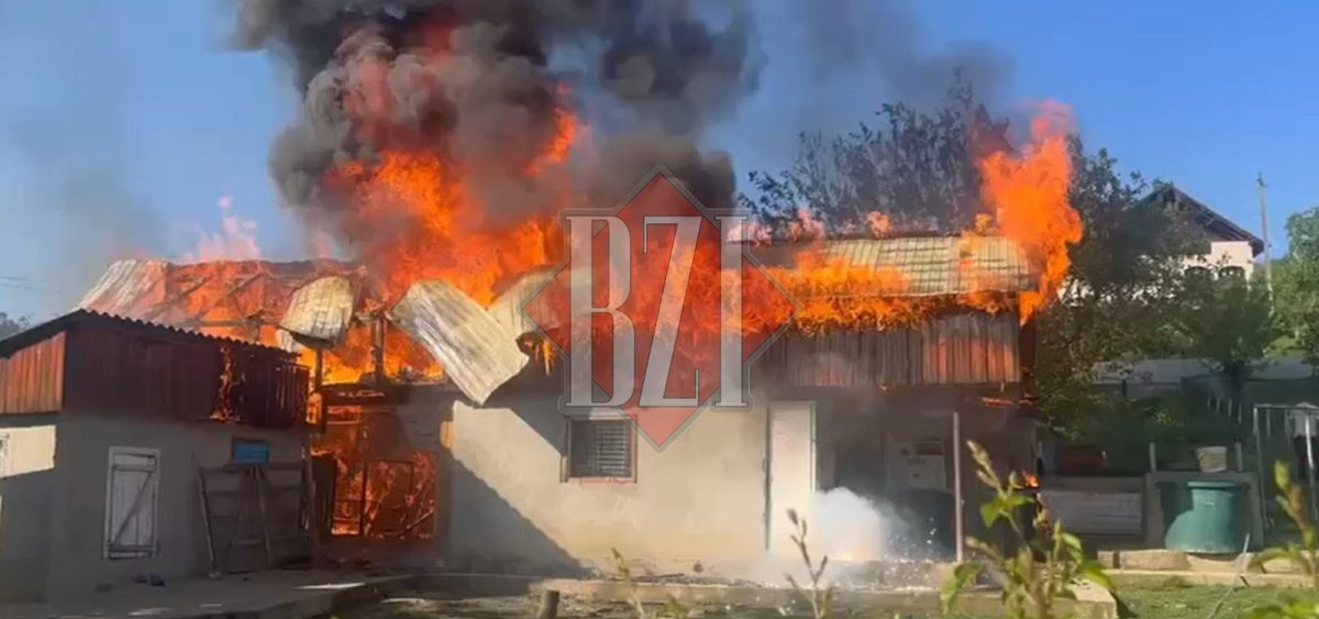 Incendiu în județul Iași! O anexă gospodărească a fost cuprinsă de flăcări