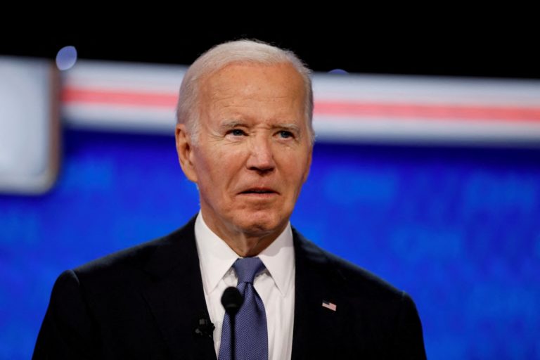 Mușamalizarea deteriorării fizice a lui Joe Biden. Cartea care zguduie Casa Albă