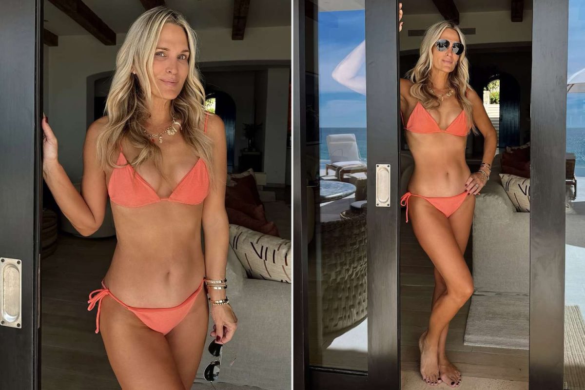 Molly Sims, ipostază incendiară în costum de baie. Imagini din vacanța de lux din Cabo San Lucas