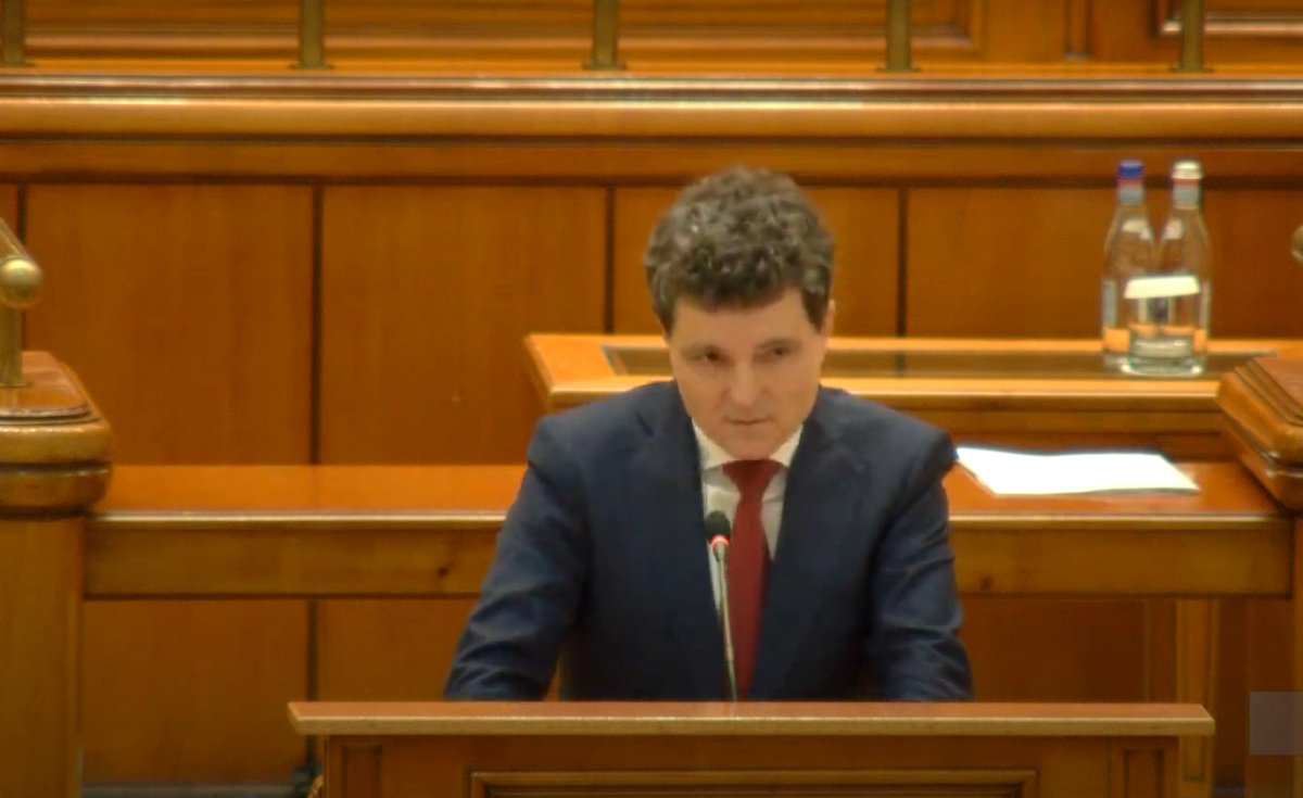 Nicuşor Dan începe negocierile pentru formarea Guvernului: „Chem toate forțele politice”