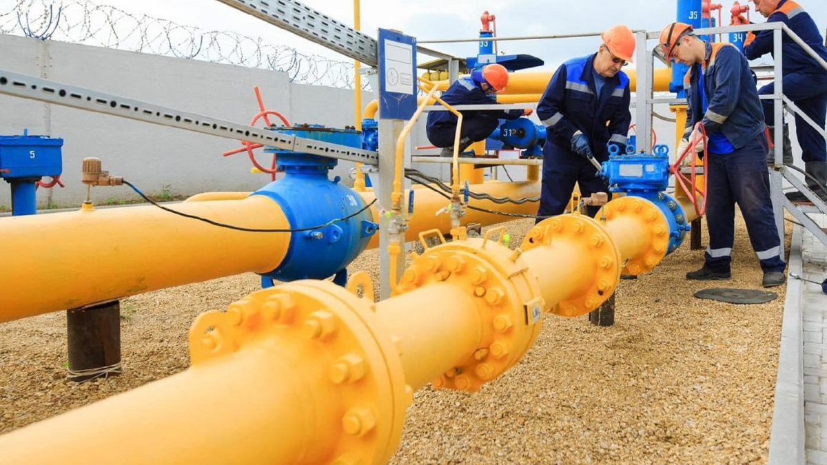 Patru firme vor să extindă rețeaua de alimentare cu gaz într-o comună din Iași! Contractul depășește 2 milioane de lei