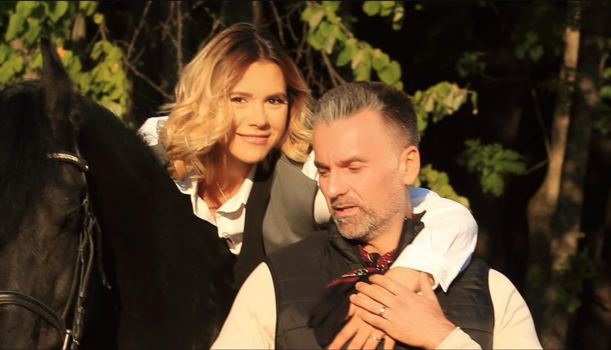 Oksana și Cezar Ionașcu, alături la taina cununiei. Cuplul pare să fi depășit problemele de infidelitate