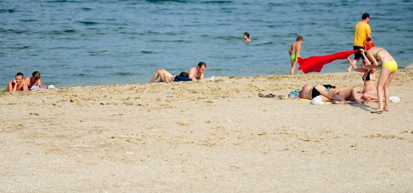 Proiect de lege aflat în dezbatere! Românii vor avea, în sfârșit, acces garantat la plaje publice pe litoralul Mării Negre