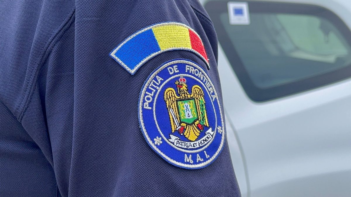 După ce în spațiul public au apărut mai multe informații despre un site pe care erau urcate fotografii cu mii de femei pozate pe ascuns, Poliția Română se autosesizează
