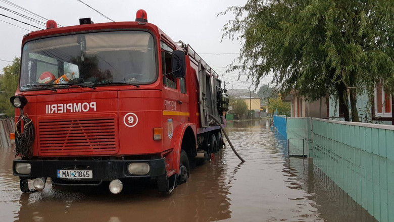 Noi intervenții de urgență în Pârcovaci, Bârnova și Tomești din cauza fenomenelor meteo. Ce incidente s-au înregistrat