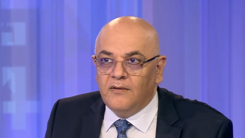 Raed Arafat a anunțat că opt experți străini vor ajunge în România să rezolve criza de la Salina Praid