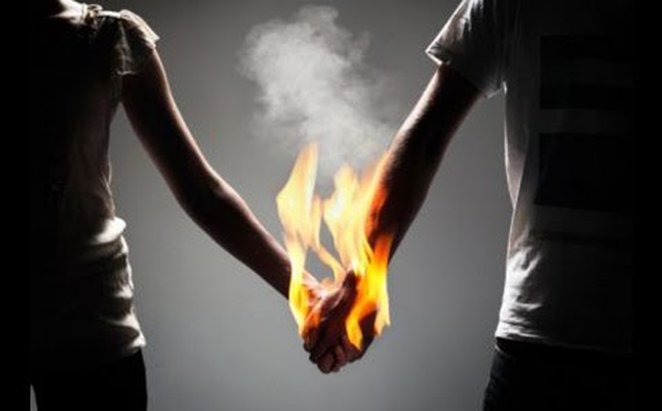 Cum știi că ești într-o relație toxică. Află la ce semne trebuie să fii atent