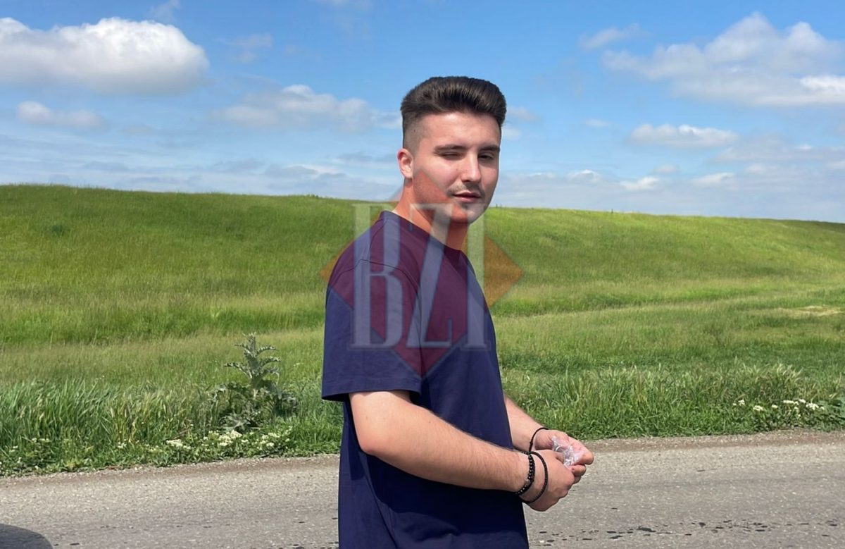 El este tânărul care se afla la volanul bolidului BMW x6, izbit de tren la Erbiceni. A avut mult noroc să scape fără nicio zgârietură – EXCLUSIV, UPDATE