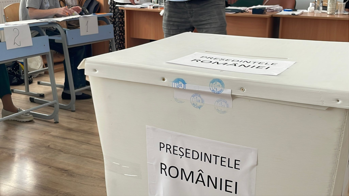 Centrul de Comunicare Județean Iași transmite că începând de astăzi este interzisă continuarea propagandei electorale