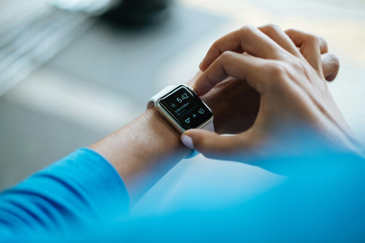 Apple Watch: Inovație purtabilă care transformă viața de zi cu zi