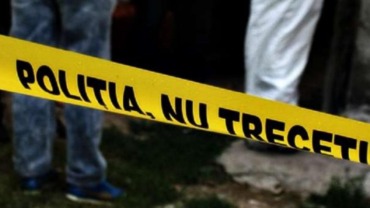 Groază într-un sat! O bătrână de 76 de ani, ucisă cu sânge rece de un tânăr de 25 de ani