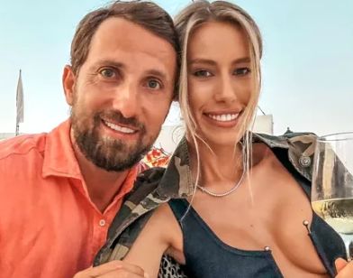 Ce surpriză i-au făcut Gabriela Prisăcariu și Tiago lui Dani Oțil, de ziua lui de naștere. Care a fost reacția prezentatorului
