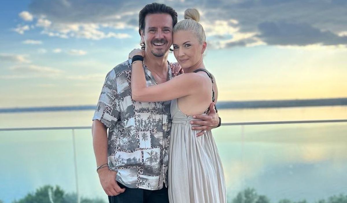 Vacanță de vis pentru familia Petre! Elwira și Mihai, din nou în Thassos .Cât costă drumul până la vila cu piscină privată din paradisul grecesc