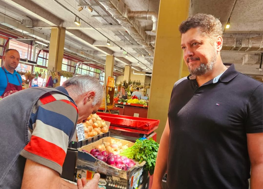 Claudiu Târziu, europarlamentar independent român și membru ECR în Parlamentul European printre producătorii români, în piață!
