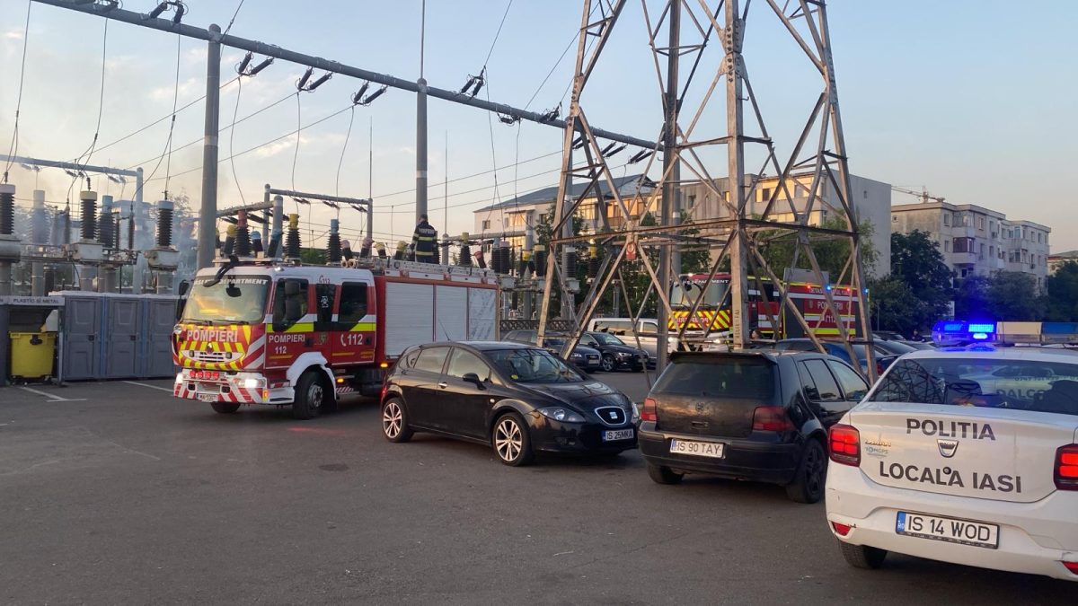 Incendiu la un punct de transformare, cu extindere la vegetație uscată în municipiul Iași – UPDATE