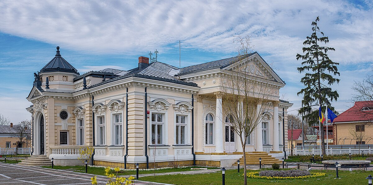 A început a treia ediție a Școlii de vară din cadrul Facultății de Istorie Iași – „De la istorie locală la istorie națională”