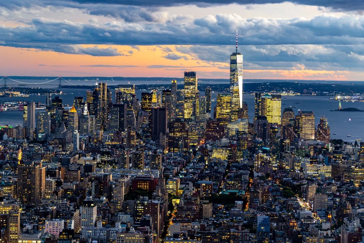 New York și Washington, în alertă de grad zero: forțe speciale pe străzi după loviturile din Iran