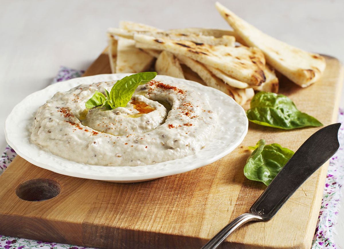 Rețeta pentru salată de vinete cu iaurt! E răcoroasă și ideală pentru această perioadă!