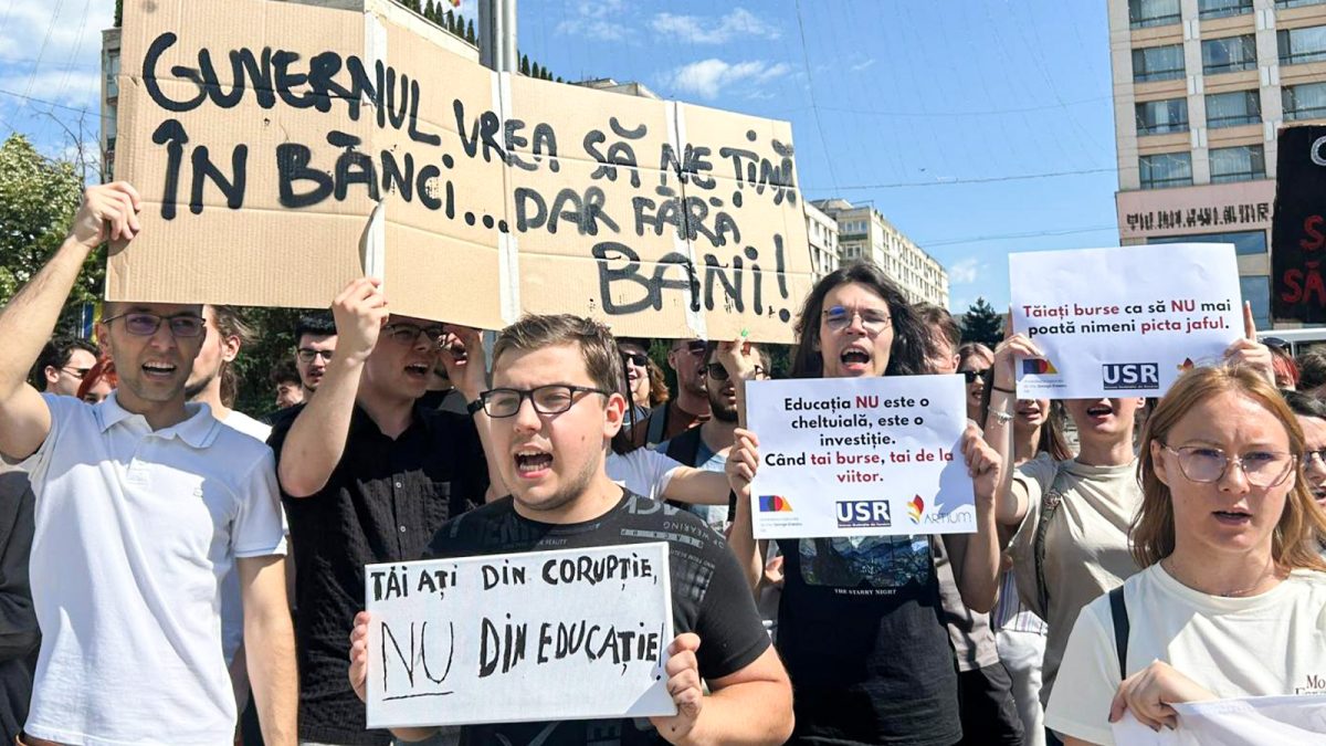 Studenții nu se opresc. Au cerut o „țară ca afară”, dar acum plătesc prețul schimbării