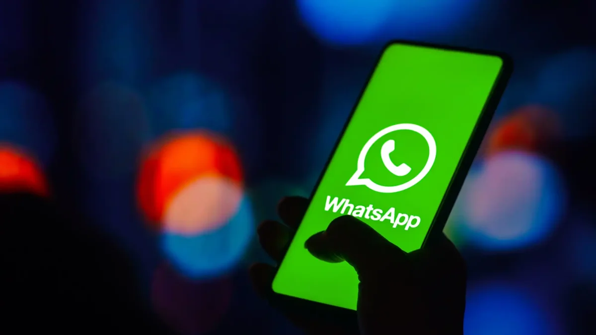 Mesajul de pe WhatsApp care îți fură banii. Escrocheria momentului